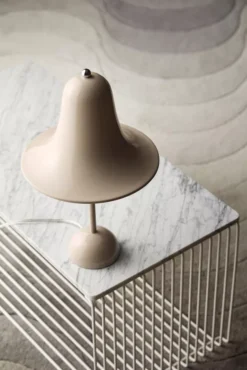 Verpan Pantop Tafellamp Grijs 24 Verpan Pantop Tafellamp Grijs -Flos || EMU Winkel x886x886 verpan pantop tafellamp14.jpg.pagespeed.ic .4d u0Qpyt3