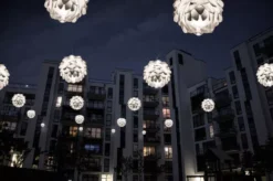 Umage Silvia Mini Hanglamp Ø34 Zwart Snoer, Brons -Flos || EMU Winkel x886x886 vita silvia hanglamp steel sfeer2.jpg.pagespeed.ic .T7BTMSHsJD 1