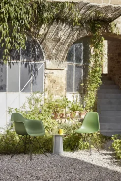 Vitra Eames DAR Stoel Zwart Gepoedercoat Onderstel, Wit -Flos || EMU Winkel x886x886 vitra eames dar stoel zwart gepoedercoat onderstel3.jpg.pagespeed.ic .o9SrsGqtxh