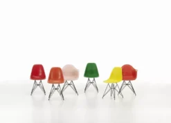 Vitra Eames DSX Stoel Zwart Gepoedercoat Onderstel, Zeeblauw -Flos || EMU Winkel x886x886 vitra eames dsr stoel met verchroomd onderstel nieuwe kleuren17.jpg.pagespeed.ic .KO9cAMigtU