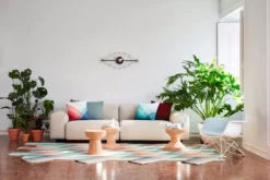 Vitra Eames LAR Loungestoel Wit Onderstel, Wit 7 Vitra Eames LAR Loungestoel Wit Onderstel, Wit -Flos || EMU Winkel x886x886 vitrasoftmodularsofaeamesplastivitraarmchairlareyeclockherringbonepillowsloiseaumarblecorkstoolsmaster1.jpg.pagespeed.ic .LukkvO2QZm