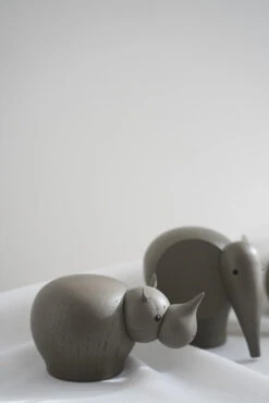 Woud Rina Collectors Item Medium Oak -Flos || EMU Winkel x886x886 woud rina collectors item medium2.jpg.pagespeed.ic .bBgQQEUdYb