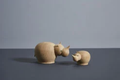 Woud Rina Collectors Item Medium Oak -Flos || EMU Winkel x886x886 woud rina collectors item mini.jpg.pagespeed.ic .lMA9K MSFH